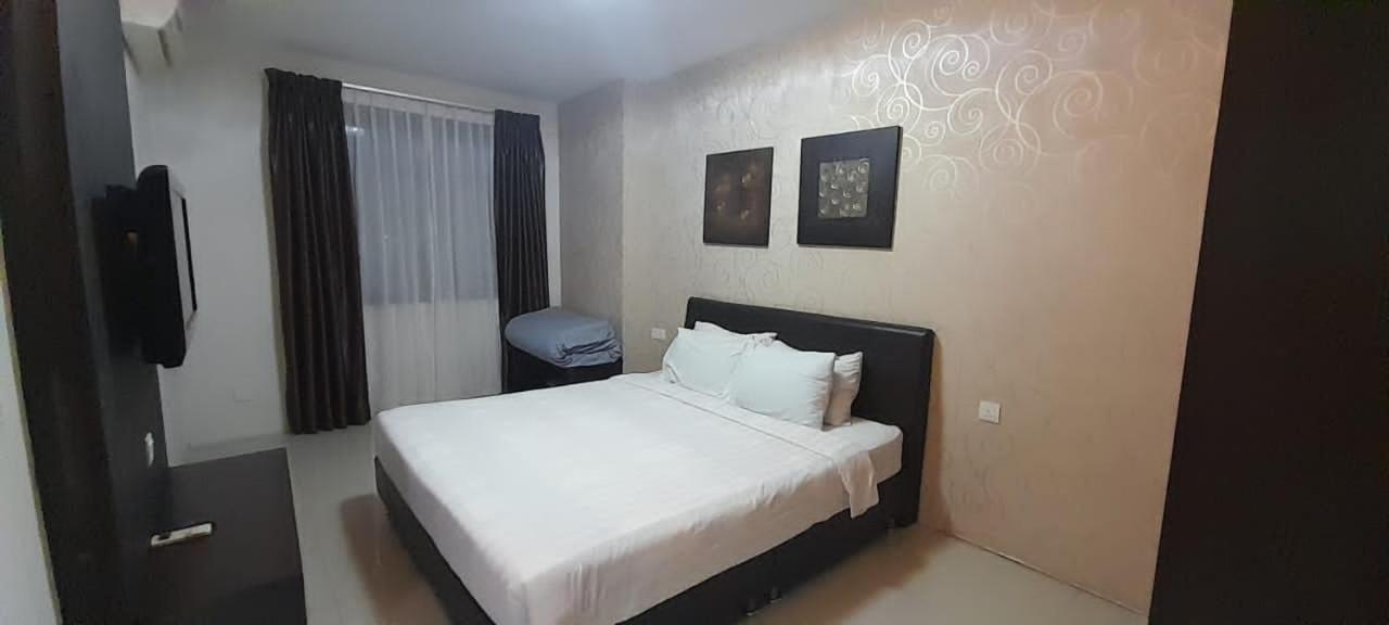 K. Riverfront Apartment Ipoh Exteriör bild