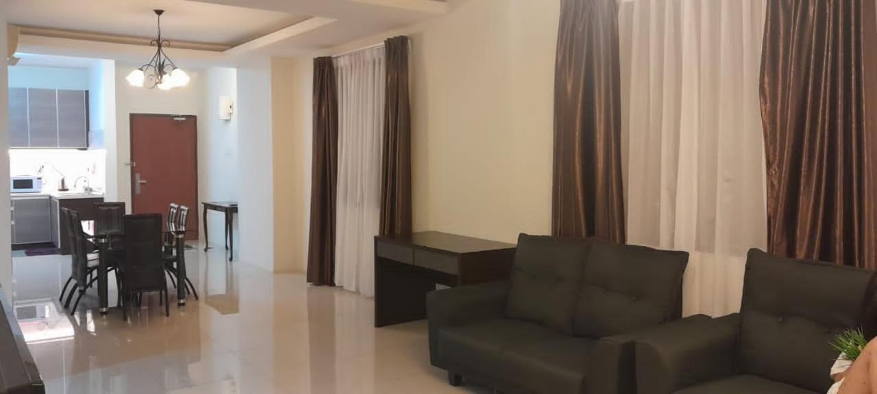 K. Riverfront Apartment Ipoh Exteriör bild